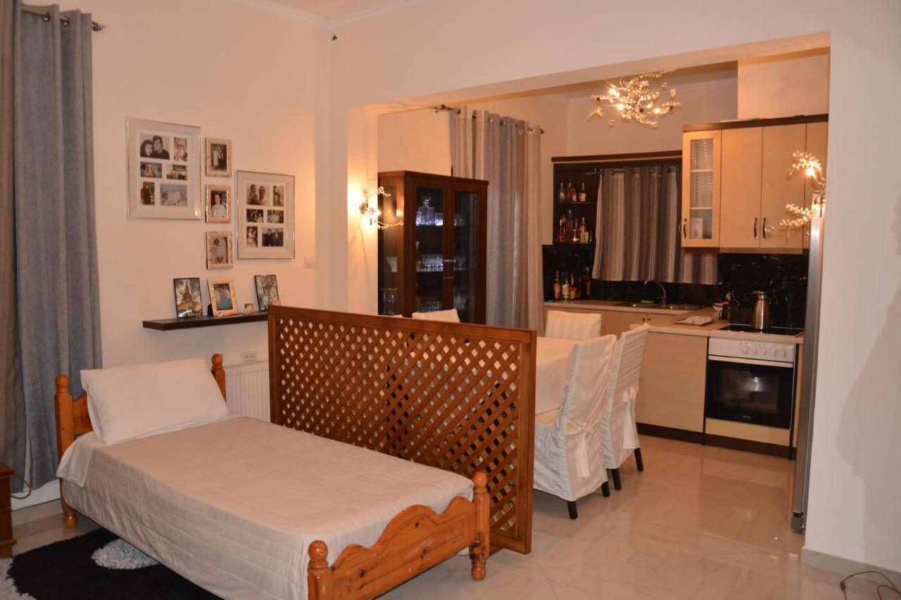 Guest House Memushi Gjirokastër Eksteriør billede
