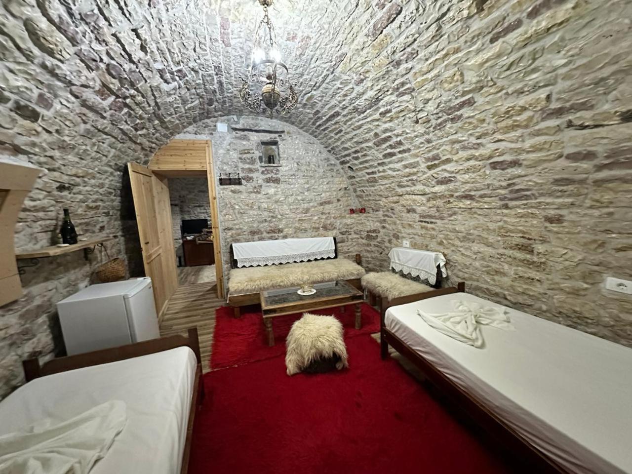 Guest House Memushi Gjirokastër Eksteriør billede