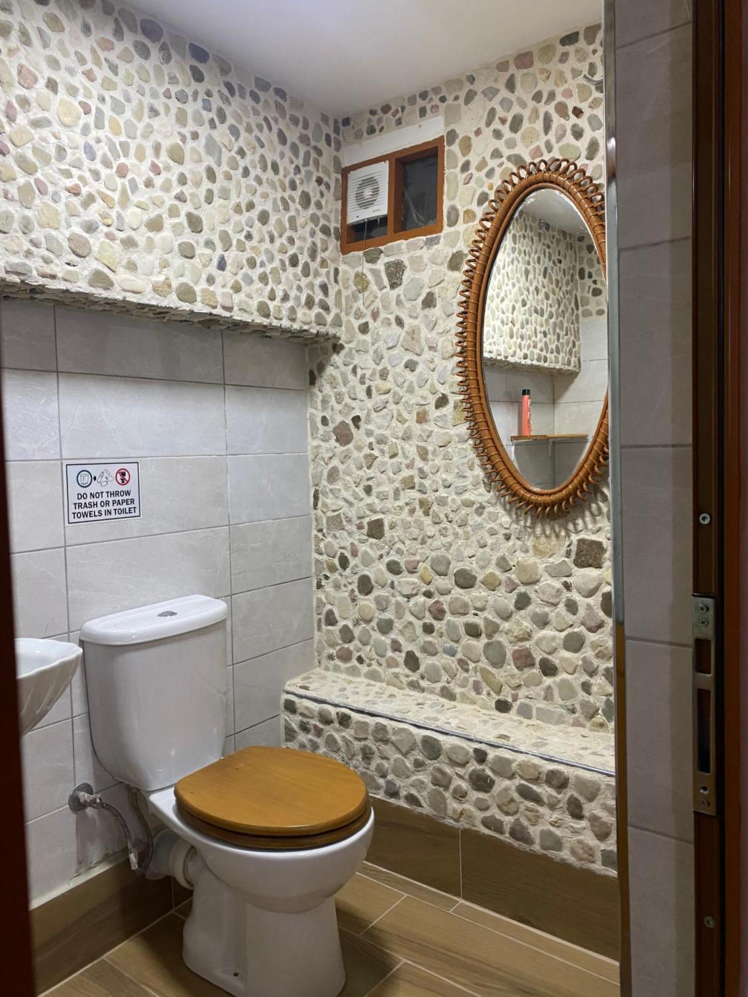 Guest House Memushi Gjirokastër Eksteriør billede