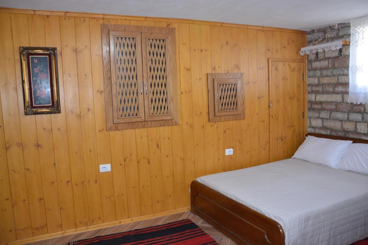 Guest House Memushi Gjirokastër Eksteriør billede