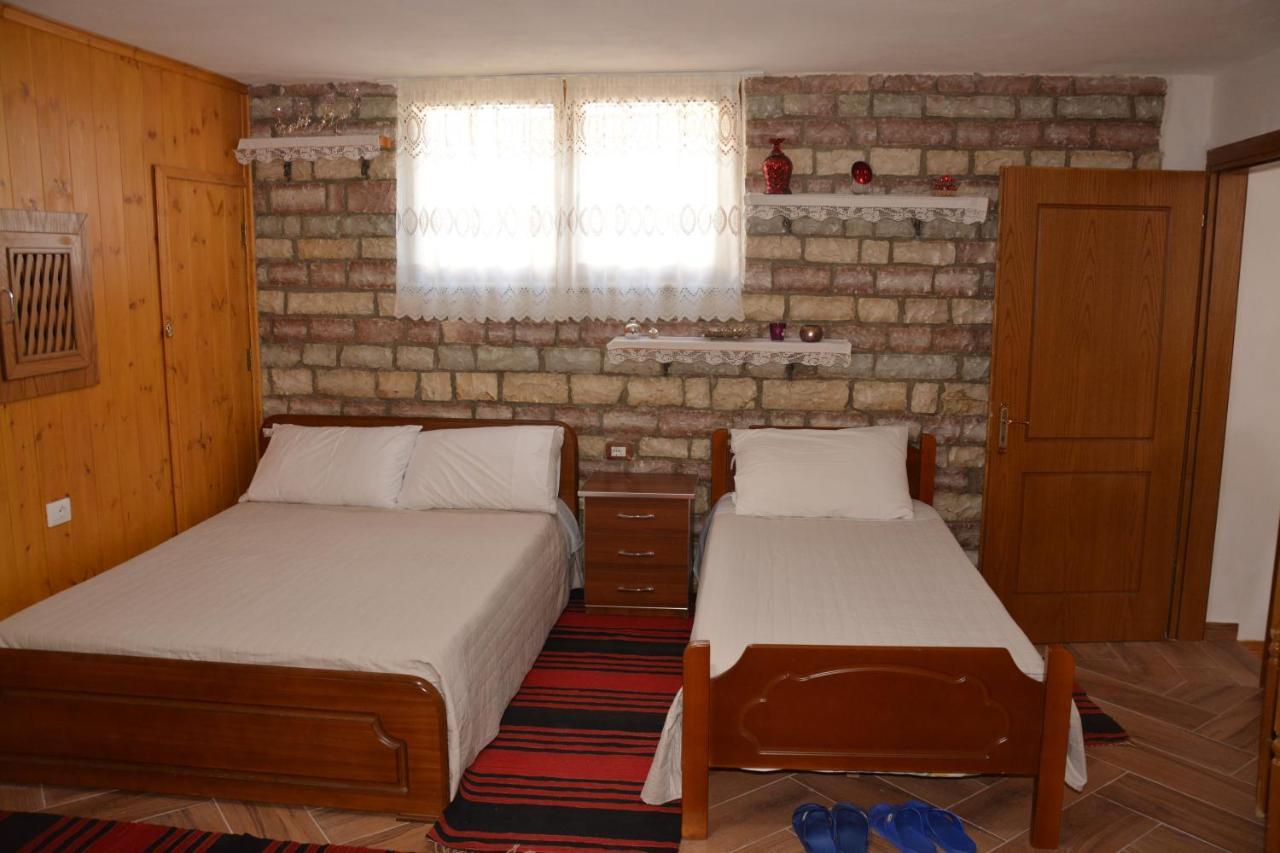 Guest House Memushi Gjirokastër Eksteriør billede
